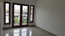 DIJUAL RUMAH 2 LANTAI – CAMAN UTARA, BEKASI BARAT