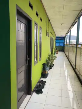 Dijual Rumah Kost 2Lt Full Terisi di Cimahi Tengah Bangunan Kokoh