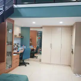 Rumah di Jalan Kencana Setiabudi Jakarta Selatan