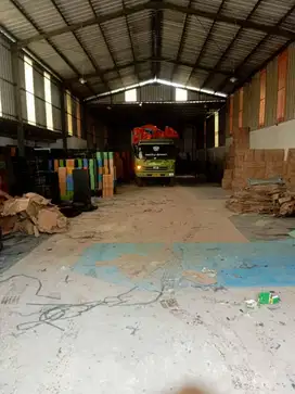 Disewakan Gudang Siap Pakai di Lingkungan Zona Industri di Sumurbatu