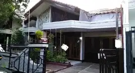 Rumah 2 Lantai di Bumi Karang Indah Lebak Bulus
