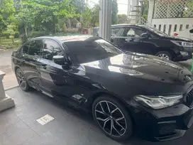 BMW 520i Black Like New