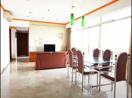 Dijual Cepat Unit 3 Br di Apartemen Slipi, Slipi, Jakarta Barat