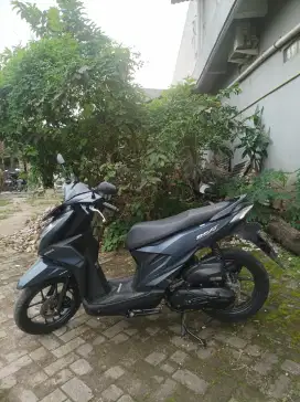 Mau di jual karna butuh uang