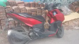 JUAL VARIO 160 WARNA MATT RED 2022