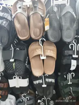 Sendal laki laki