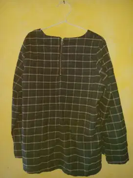 Blouse kotak kotak
