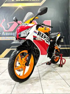 Honda CBR 150 Repsol series Th 2015 odo 18rb siap pakai