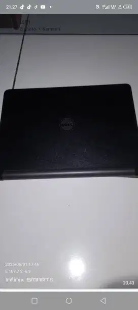 Di jual laptop crombook ram 4gb,1000000 nego