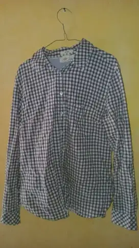 Blouse kotak kotak putih