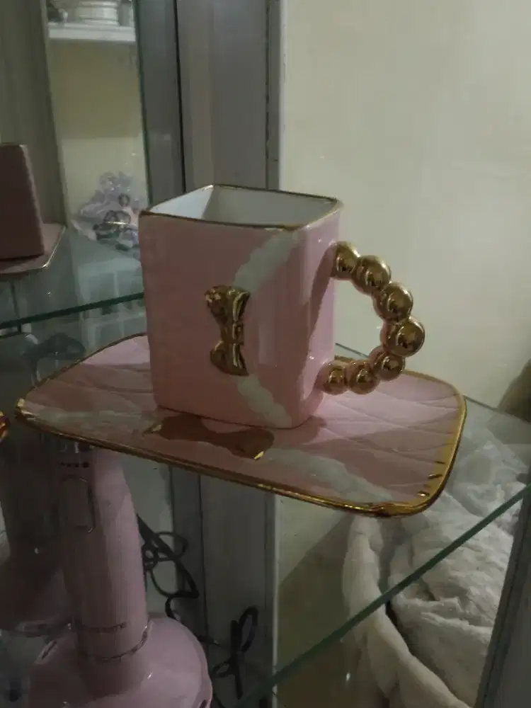 Perabot keramik dapur