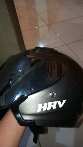 helm hrv warna abu
