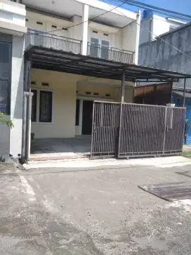Rumah Minimalis Siap Huni 2 Lantai di Cluster Antapani