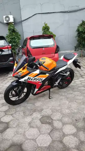 CBR 150R REPSOL MURAH GOOD CONDITION