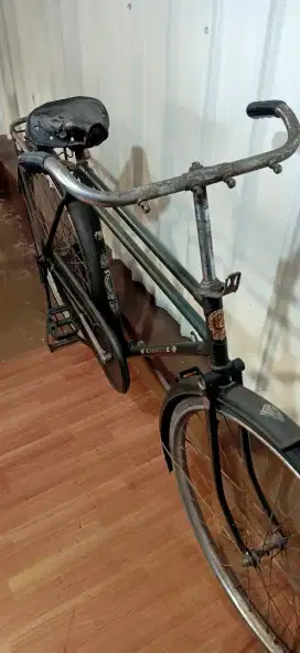 Sepeda Kebo Palang Tiga