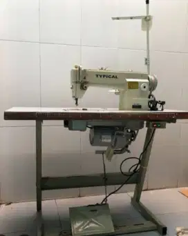 Mesin jahit typikal second kondisi masih mulus