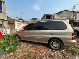 Kia Carnival 2000 Bensin