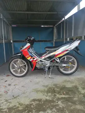 satria hiu 2004