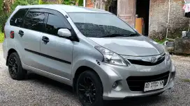 XENIA R 2011 Plat AD