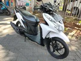 Dijual Honda Vario th.2014