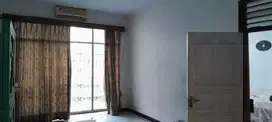 Rumah Luas Strategis di Jl. Abdullah III – Cocok Huni / Usaha Kost