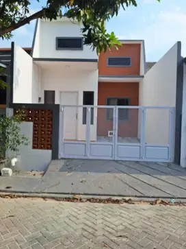 Dijual Rumah Minimalis 3 kamar tidur  Rasa 2 lantai