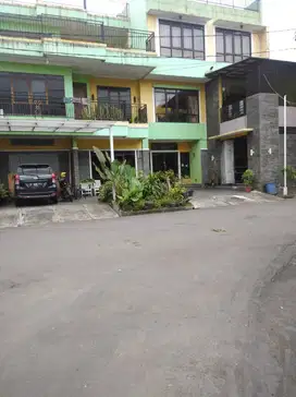 Dijual Rumah Mewah Modern Strategis Di Daerah Baros Cimahi Selatan