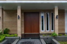 Dijual Rumah Mewah dan Siap Huni di Kemang, Jakarta Selatan.