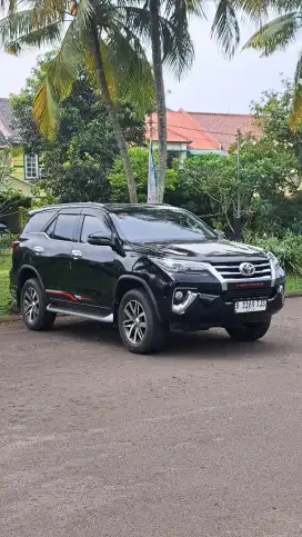 TOYOTA FORTUNER VRZ AT 2019
