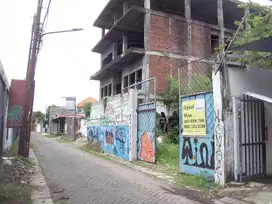 Rumah di Ketintang Baru - Bangunan belum jadi