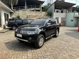 Mitsubishi Pajero Sport Exceed 4x4 2009 Hitam Black