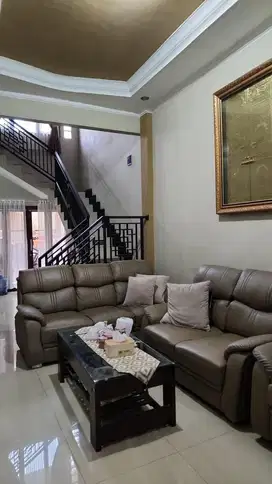Rumah MURAH Bagus siap huni 2 lantai nyaman di Kembar Mas,Regol