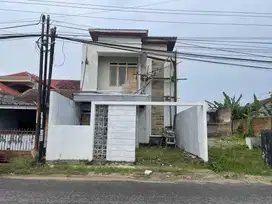 DIJUAL RUMAH 2 LANTAI DI PINGGIR JALAN WAY HALIM BANDAR LAMPUNG