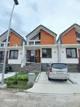 Disewa Rumah + Kolam Renang Spring Valley Sentul City Ssr683 A7
