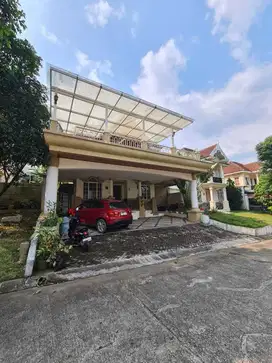 DISEWA RUMAH FURNISH+KOLAM RENANG DI COUNTRY WOOD SENTUL CITY SSR633 A