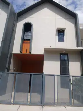 Rumah Kos 7 KT Dekat Kampus di Area Dau Malang