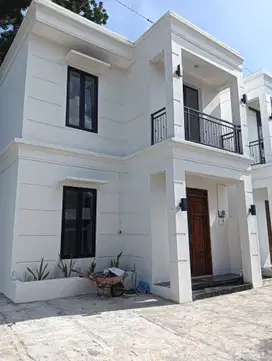 Rumah 2 Lantai Siap Huni Dekat Kampus UMY Harga Murah