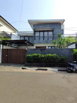 Dijual Rumah Siap huni dekat Green Park Jatiwarna  Kota Bekasi