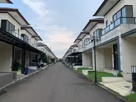 Dijual rumah lavon 2 lantai hanya 950juta nego