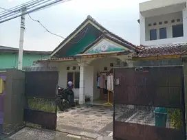 Dijual cepat rumah 2 lantai di Jagakarsa Jakarta Selatan