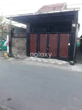 RUMAH KOS AKTIF  PETEMON SURABAYA