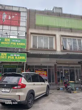 DISEWA RUKO 3LT LOKASI BAGUS DI PASAR BERSIH SENTUL SSC100 A1