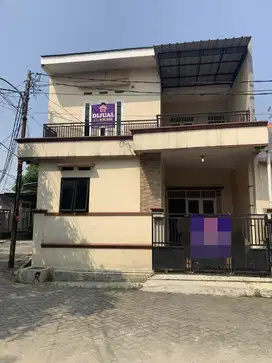 Dijual Rumah 2 Lantai di Perumahan Taman Royal 3 Tangerang Kota