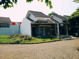 DIJUAL RUMAH DI CLUSTER SAMIRA RESIDENCE, SENTUL CITY SSR558 A2