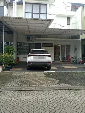 Rumah 2 Lantai di Casajardin – Jakarta Barat