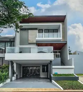 Rumah baru 3 Lantai The Green BSD