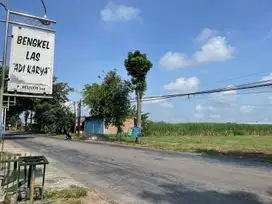 TANAH PEKARANGAN TEPI JALAN RAYA MADIUN - GORANG GARENG MAGETAN