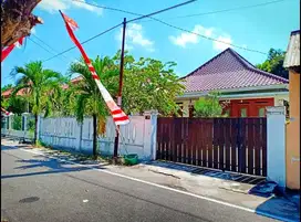 Rumah solo murah 743 m2 di kerten Laweyan dekat manahan