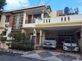 Di Jual Rumah Besar 2 Lantai di Taman Bougenville Galaxy Bekasi