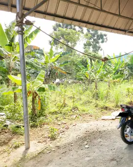 Gudang di Serua Depok Tanah Kotak Akses Untuk Tronton